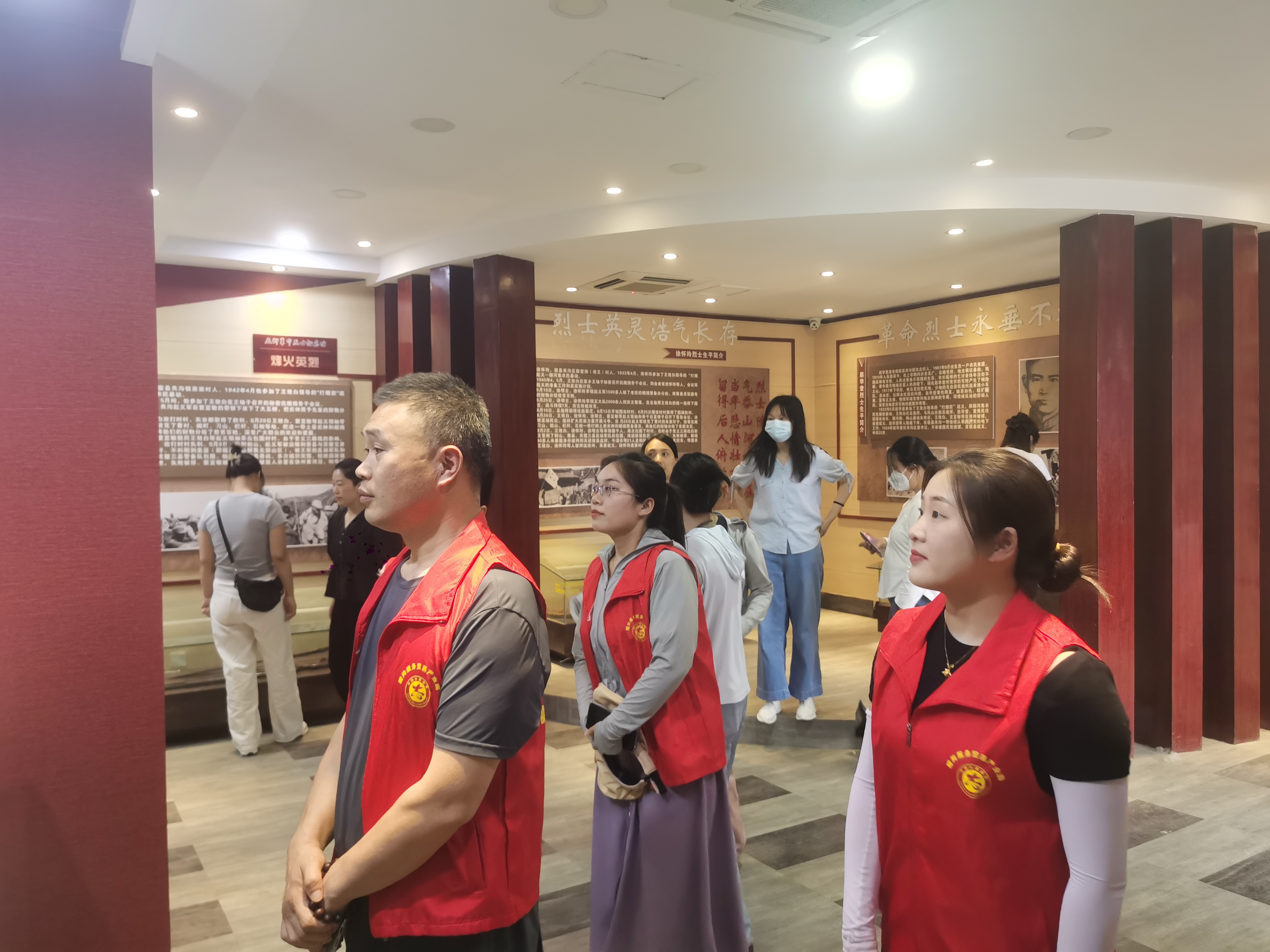 傳承英烈精神，樹立崇高理想(圖4)